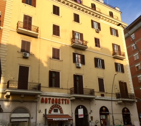 Via Appia Nuova, una buona acquisizione e una buona vendita