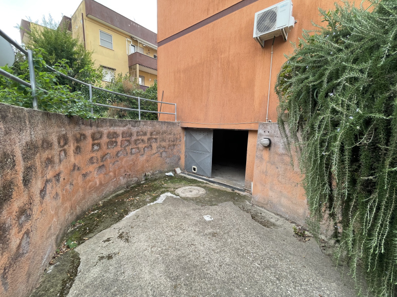 Tipologia Immobile: appartamento Provincia: roma Comune: anzio Località: anzio colonia Indirizzo: Viale Marconi