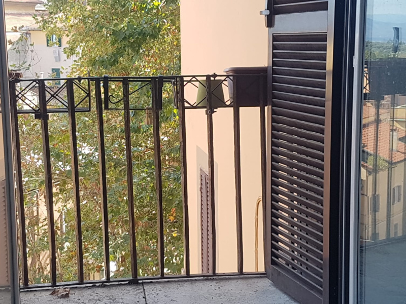 Tipologia Immobile: appartamento Provincia: roma Comune: frascati Località: centro Indirizzo: Piazza Del Mercato
