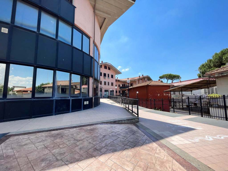 Tipologia Immobile: appartamento Provincia: roma Comune: marino Località: frattocchie Indirizzo: Via Nettunense Vecchia