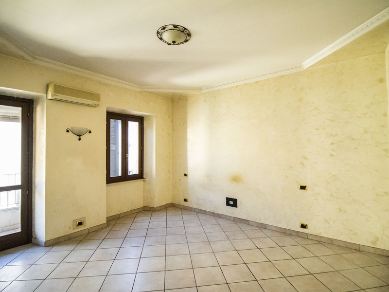 Tipologia Immobile: appartamento Provincia: roma Comune: palombara sabina Località:  Indirizzo: Viale Risorgimento