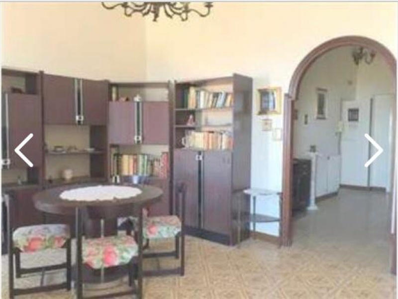 Tipologia Immobile: appartamento Provincia: roma Comune: rocca di papa Località:  Indirizzo: