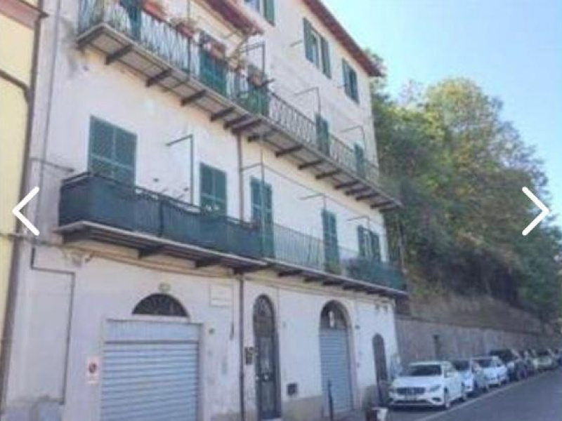 Tipologia Immobile: appartamento Provincia: roma Comune: rocca di papa Località:  Indirizzo: