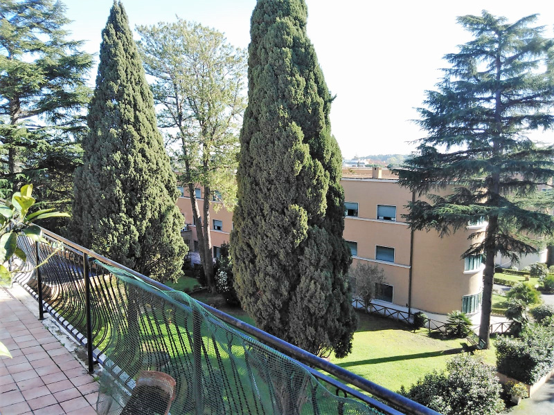 Tipologia Immobile: appartamento Provincia: roma Comune: roma Località:  Indirizzo: Via Sangemini