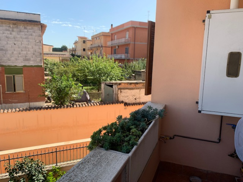 Tipologia Immobile: appartamento Provincia: roma Comune: roma Località: dragona Indirizzo: Via Callisto Caravario