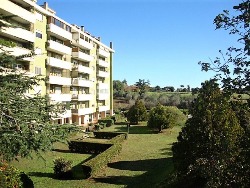 Tipologia Immobile: appartamento Provincia: roma Comune: roma Località: casalotti Indirizzo: Via di Casalotti