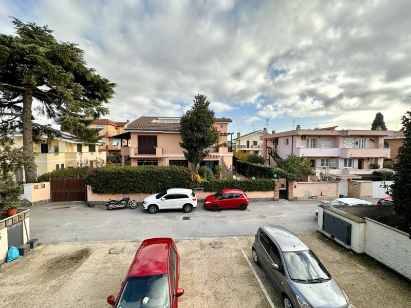 Tipologia Immobile: appartamento Provincia: roma Comune: roma Località: acilia Indirizzo: Via Antonio Ambrogio Alciati