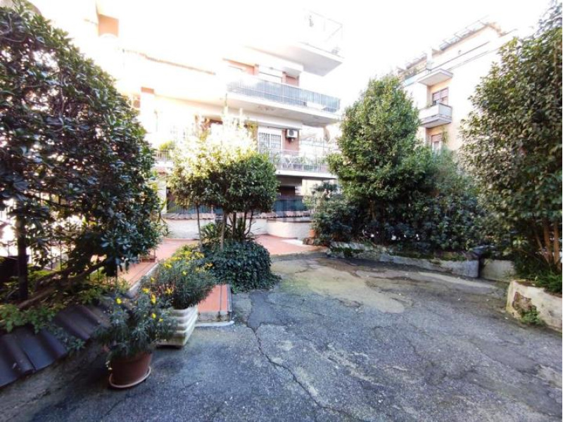 Tipologia Immobile: appartamento Provincia: roma Comune: roma Località: grottarossa - tomba di nerone Indirizzo: Via Casal Saraceno