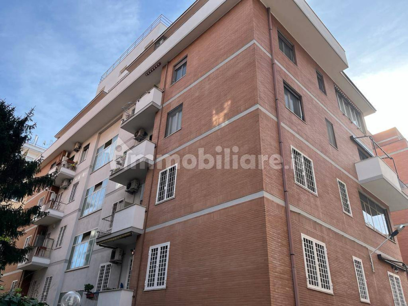 Tipologia Immobile: appartamento Provincia: roma Comune: roma Località: montesacro Indirizzo: Via Gerolamo Tiraboschi