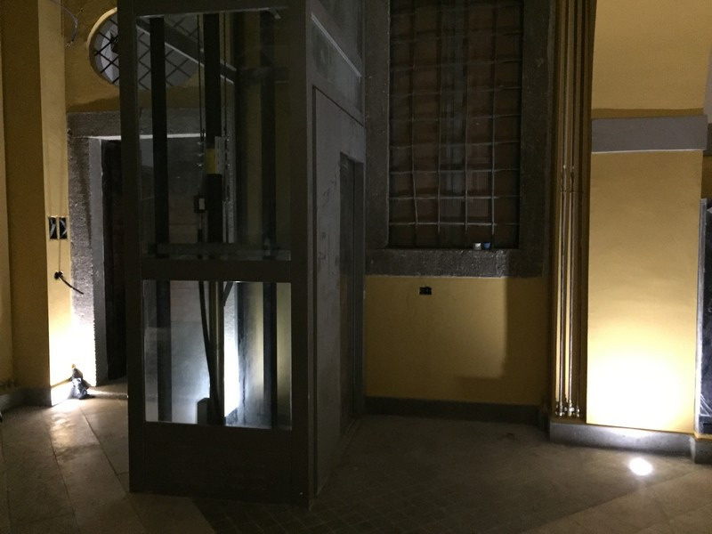 Tipologia Immobile: appartamento Provincia: roma Comune: velletri Località:  Indirizzo: Piazza Mazzini