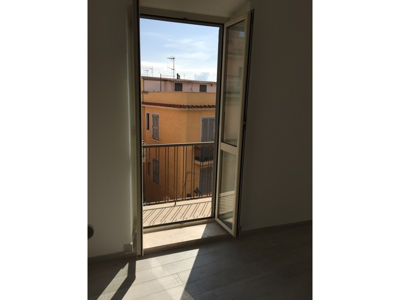 Tipologia Immobile: appartamento Provincia: roma Comune: velletri Località:  Indirizzo: Piazza Mazzini