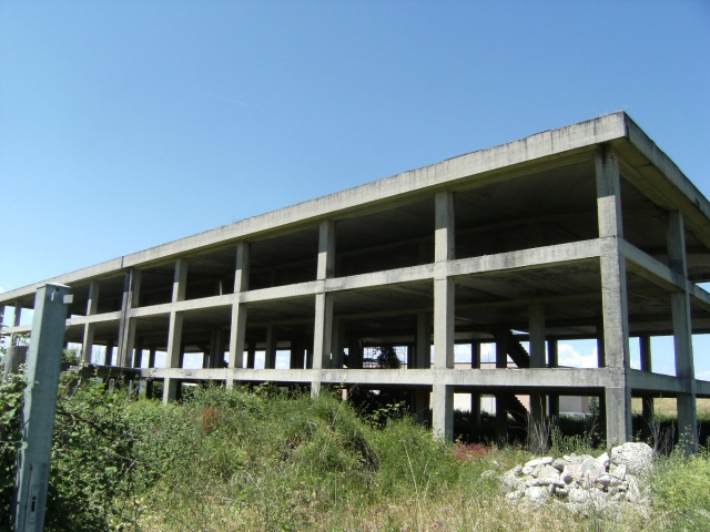 Tipologia Immobile: capannone Provincia: frosinone Comune: paliano Località:  Indirizzo: Via Cimate