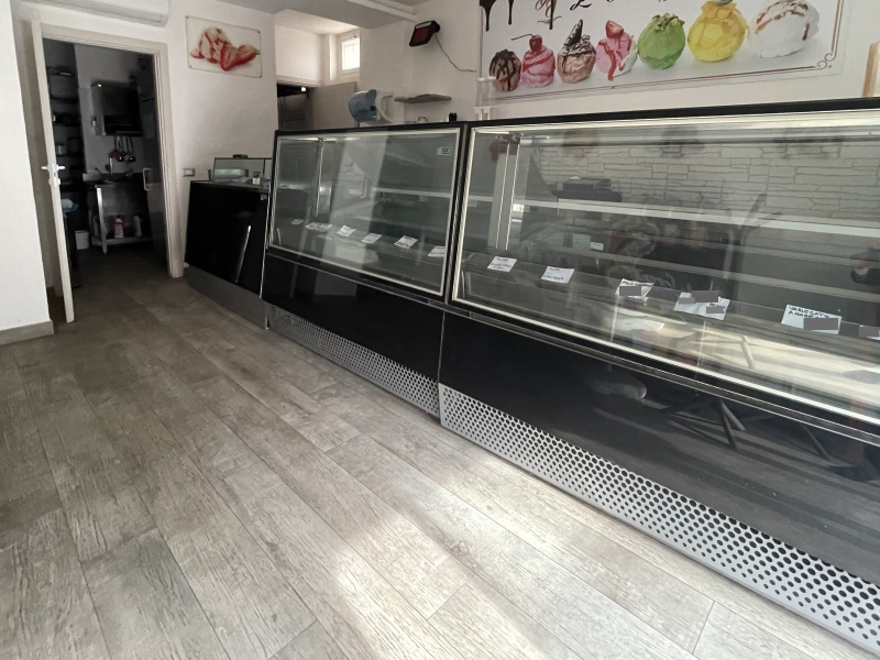 Tipologia Immobile: gelateria Provincia: roma Comune: anzio Località:  Indirizzo: Riviera Vittorio Mallozzi