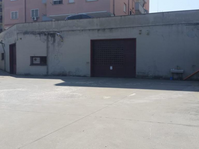 Tipologia Immobile: magazzino/deposito Provincia: roma Comune: fonte nuova Località: tor lupara Indirizzo: Via Salvatoretto