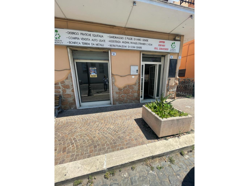 Tipologia Immobile: negozio Provincia: roma Comune: ardea Località: centro urbano Indirizzo: Via Silla