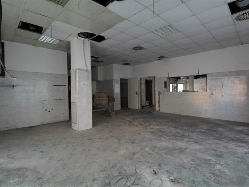 Tipologia Immobile: negozio Provincia: roma Comune: civitavecchia Località: san liborio Indirizzo: Via Pietro Nenni