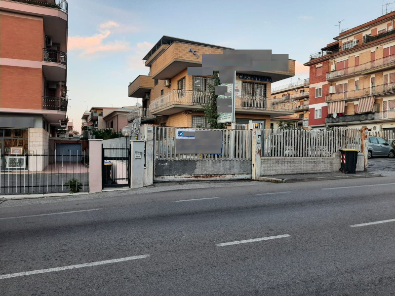 Tipologia Immobile: negozio Provincia: roma Comune: roma Località: colle prenestino Indirizzo: Via Prenestina