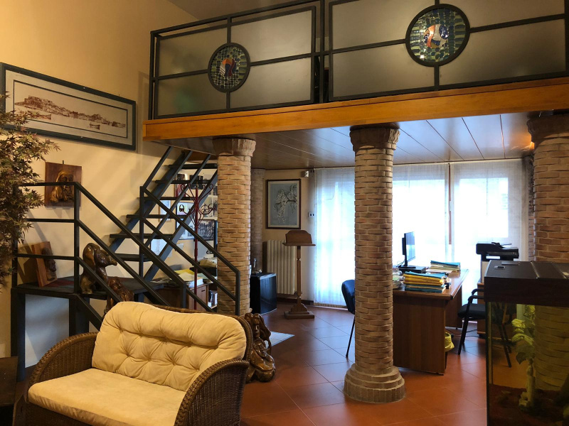 Tipologia Immobile: ufficio Provincia: roma Comune: grottaferrata Località:  Indirizzo: Via San Michele