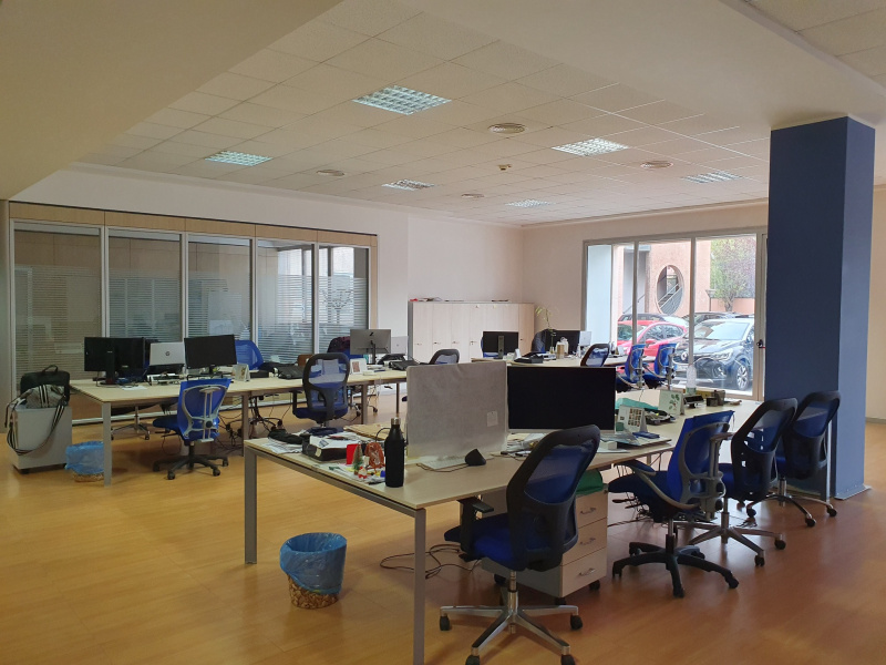 Tipologia Immobile: ufficio Provincia: roma Comune: roma Località: case rosse - sette camini Indirizzo: Via Giacomo Peroni