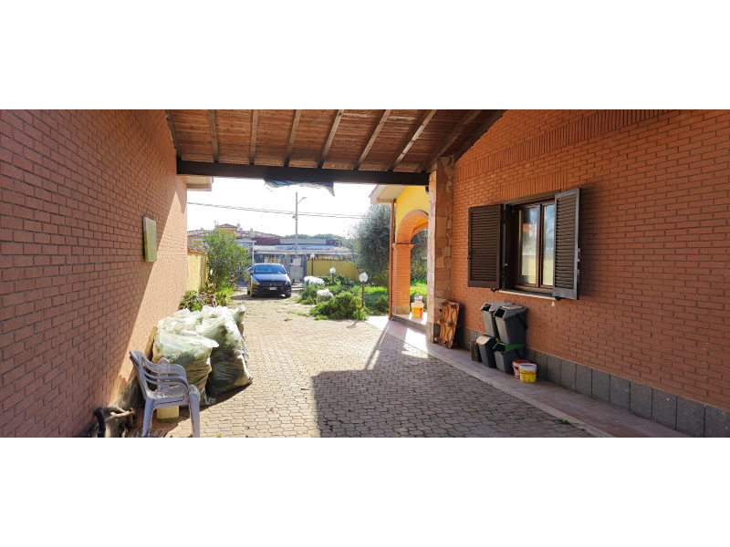 Tipologia Immobile: villa/indipendente Provincia: roma Comune: anzio Località: falasche Indirizzo: Via della Fornace