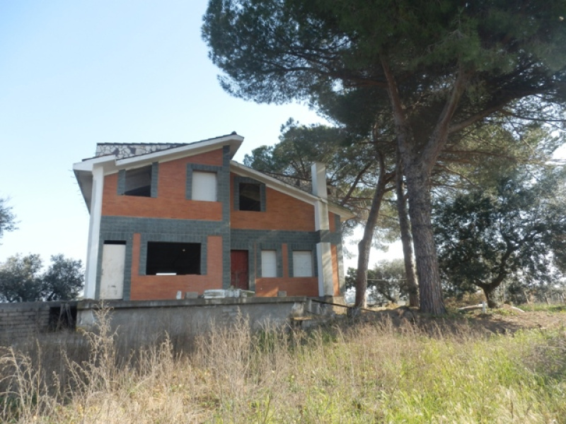 Tipologia Immobile: villa/indipendente Provincia: latina Comune: aprilia Località: campoleone Indirizzo: Via Tufello