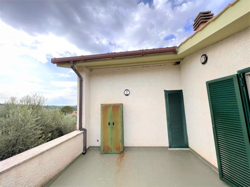 Tipologia Immobile: villa/indipendente Provincia: rieti Comune: fara in sabina Località: borgo quinzio Indirizzo: Via Bonino