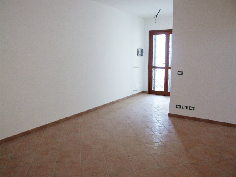 Tipologia Immobile: villa/indipendente Provincia: roma Comune: riano Località: colle delle rose Indirizzo: Via del Ciclamino