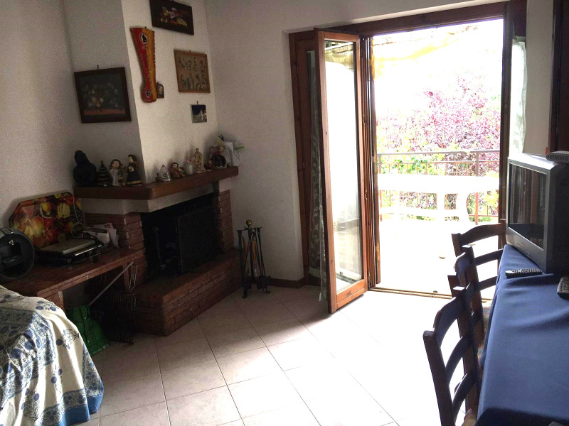 Tipologia Immobile: villa/indipendente Provincia: viterbo Comune: ronciglione Località:  Indirizzo: Via di Poggio Cavaliere