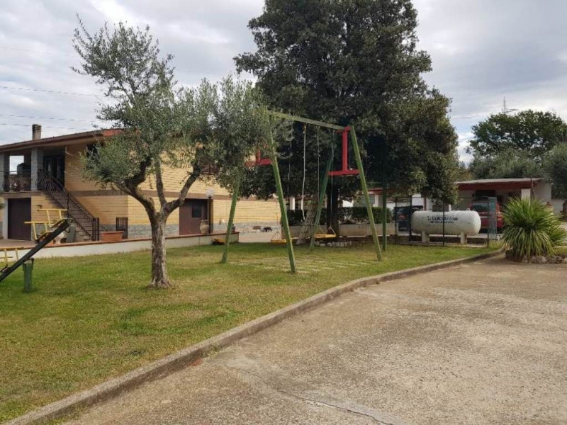 Tipologia Immobile: villa/indipendente Provincia: roma Comune: san cesareo Località:  Indirizzo: