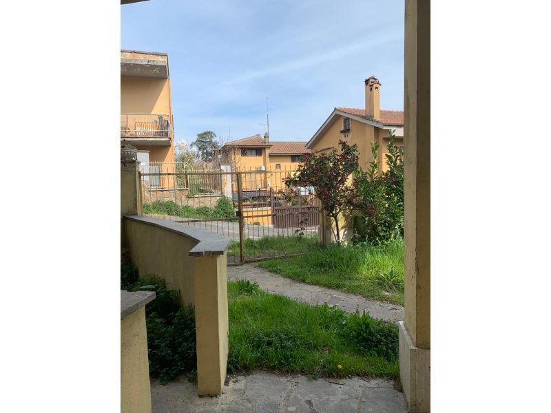 Tipologia Immobile: appartamento Provincia: roma Comune: bracciano Località: centro Indirizzo: