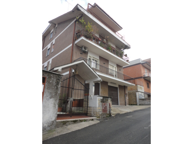 Tipologia Immobile: appartamento Provincia: roma Comune: monterotondo Località: monterotondo Indirizzo: Via C. Burani
