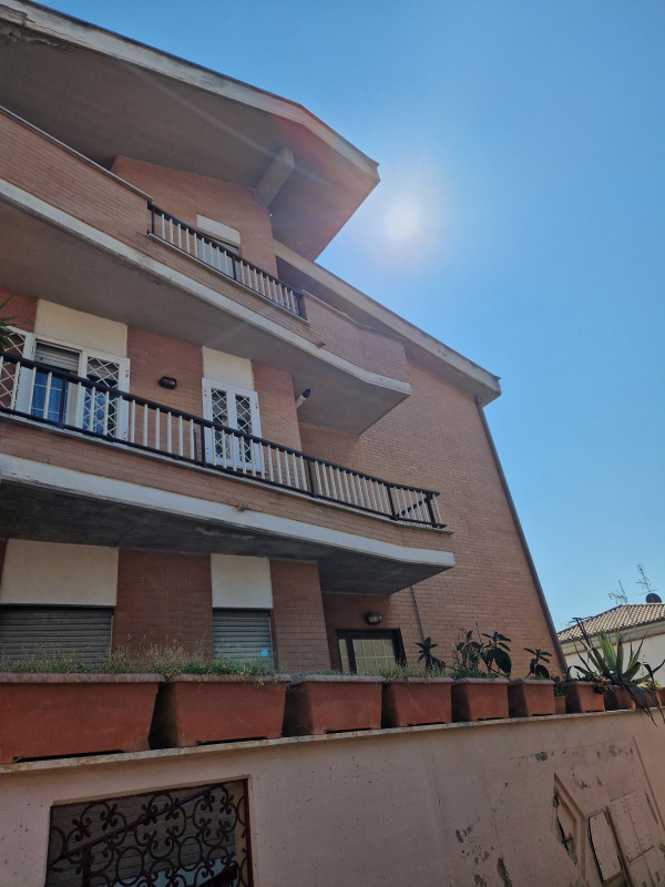 Tipologia Immobile: appartamento Provincia: roma Comune: nettuno Località: san giacomo Indirizzo: Via Vesuvio