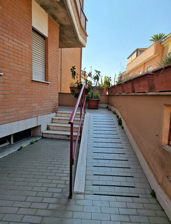 Tipologia Immobile: appartamento Provincia: roma Comune: nettuno Località: san giacomo Indirizzo: Via Vesuvio
