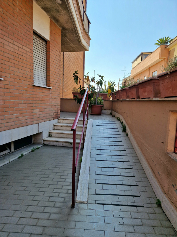 Tipologia Immobile: appartamento Provincia: roma Comune: nettuno Località: san giacomo Indirizzo: Via Vesuvio