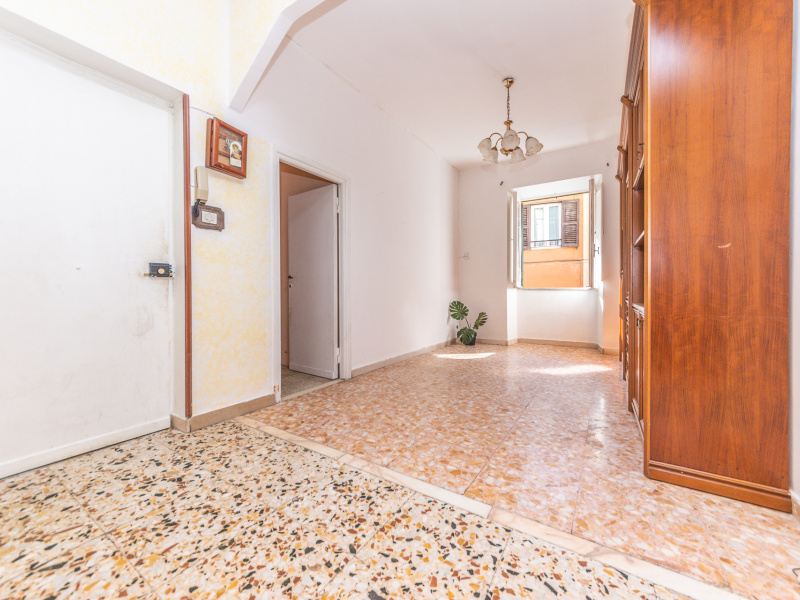 Tipologia Immobile: appartamento Provincia: roma Comune: rocca di papa Località:  Indirizzo: Viale Madonna del Tufo