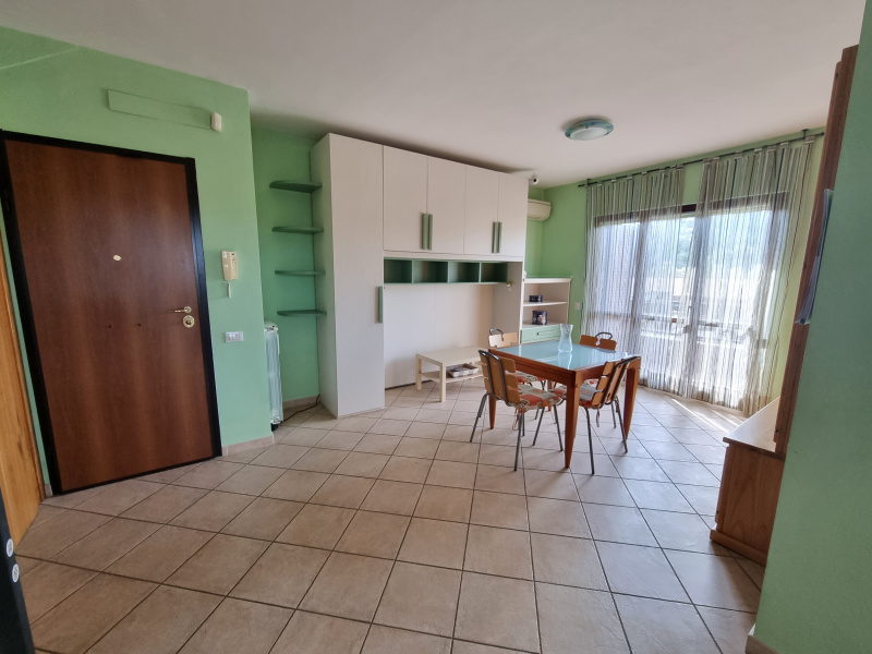 Tipologia Immobile: appartamento Provincia: roma Comune: roma Località: casal selce Indirizzo: Via Ponzone