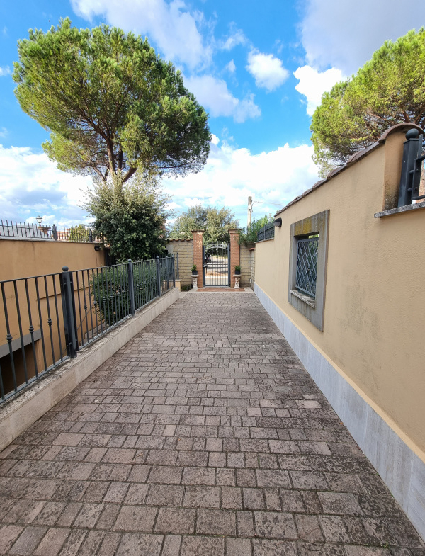 Tipologia Immobile: appartamento Provincia: roma Comune: roma Località: casal selce Indirizzo: Via Ponzone