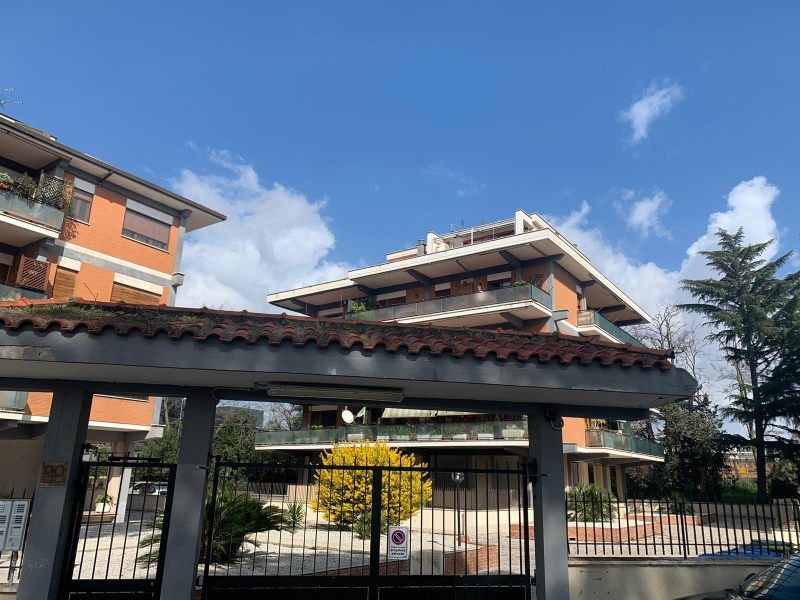 Tipologia Immobile: appartamento Provincia: roma Comune: roma Località: valcannuta Indirizzo: Via Fulvio Maroi