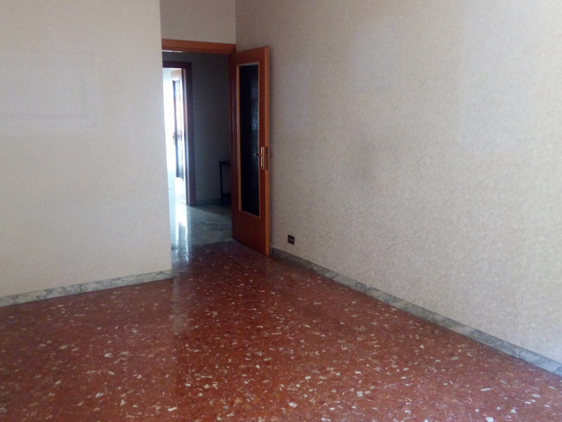 Tipologia Immobile: appartamento Provincia: roma Comune: roma Località: tuscolano - appio claudio Indirizzo: Via Curzio Rufo