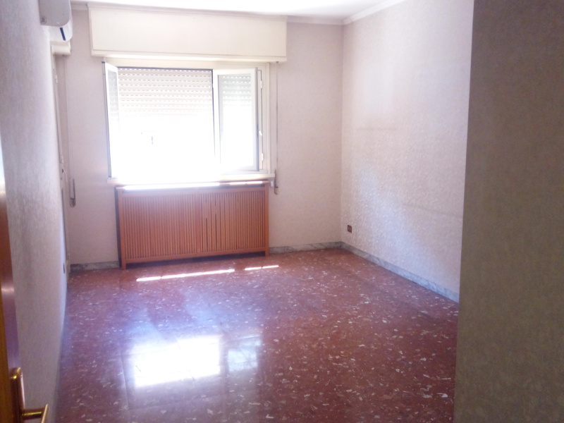 Tipologia Immobile: appartamento Provincia: roma Comune: roma Località: tuscolano - appio claudio Indirizzo: Via Curzio Rufo