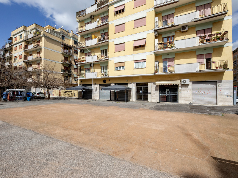 Tipologia Immobile: appartamento Provincia: roma Comune: roma Località: villa gordiani Indirizzo: Piazza Ronchi