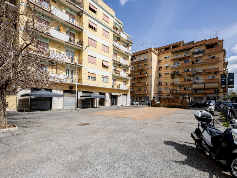 Tipologia Immobile: appartamento Provincia: roma Comune: roma Località: villa gordiani Indirizzo: Piazza Ronchi
