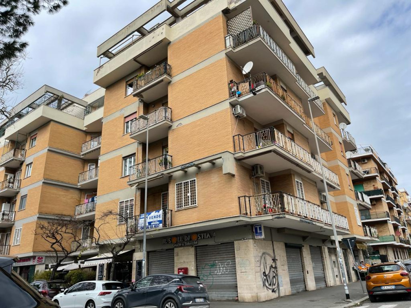 Tipologia Immobile: appartamento Provincia: roma Comune: roma Località: ostia levante Indirizzo: Via Capo Palinuro
