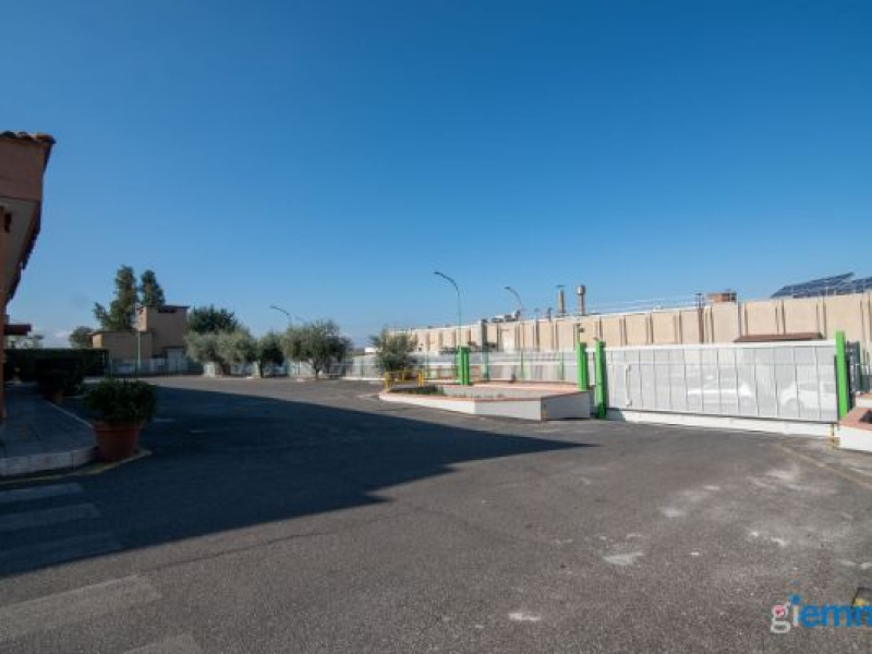 Tipologia Immobile: capannone Provincia: roma Comune: ariccia Località:  Indirizzo: Via Quarto Negroni