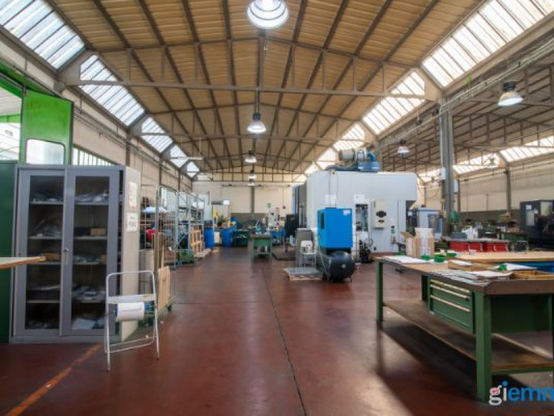 Tipologia Immobile: capannone Provincia: roma Comune: ariccia Località:  Indirizzo: Via Quarto Negroni