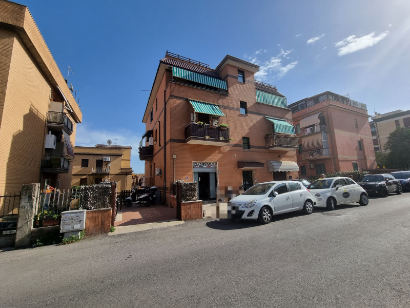 Tipologia Immobile: negozio Provincia: roma Comune: roma Località: casalotti Indirizzo: Via Carignano