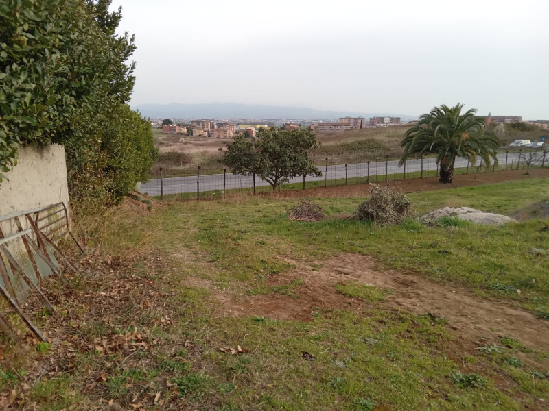 Tipologia Immobile: terreno edificabile Provincia: roma Comune: guidonia montecelio Località:  Indirizzo: Via Casal Bianco