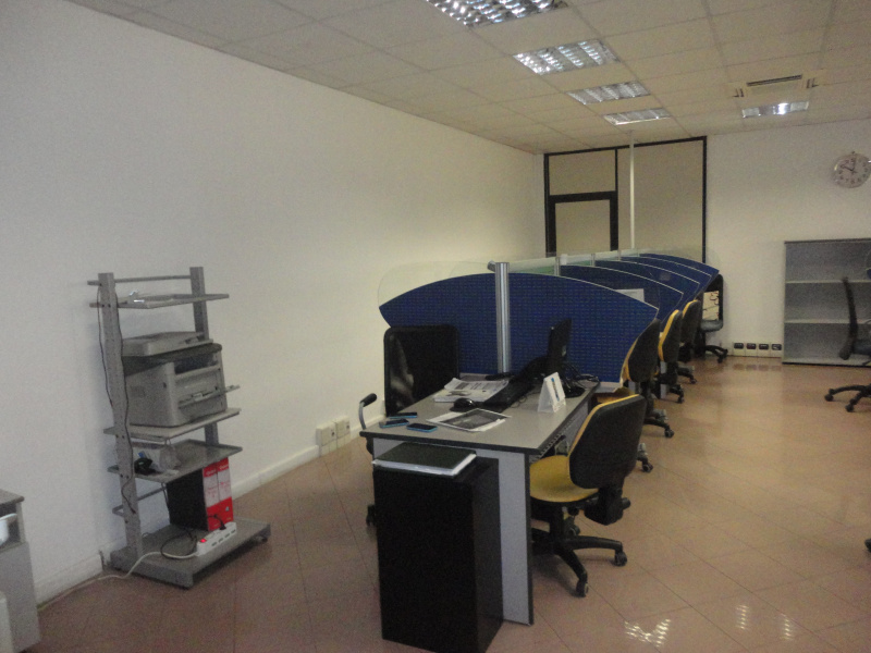 Tipologia Immobile: ufficio Provincia: roma Comune: roma Località: tuscolano appio claudio Indirizzo: Via Assisi