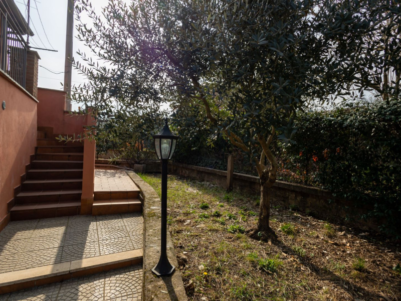 Tipologia Immobile: villa/indipendente Provincia: roma Comune: artena Località:  Indirizzo: Via Maddalena
