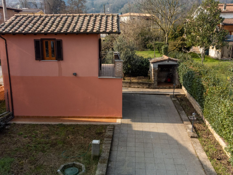 Tipologia Immobile: villa/indipendente Provincia: roma Comune: artena Località:  Indirizzo: Via Maddalena